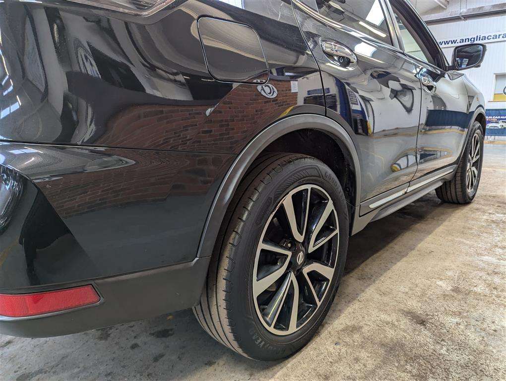 <p>2018 NISSAN X-TRAIL TEKNA DIG-T</p>