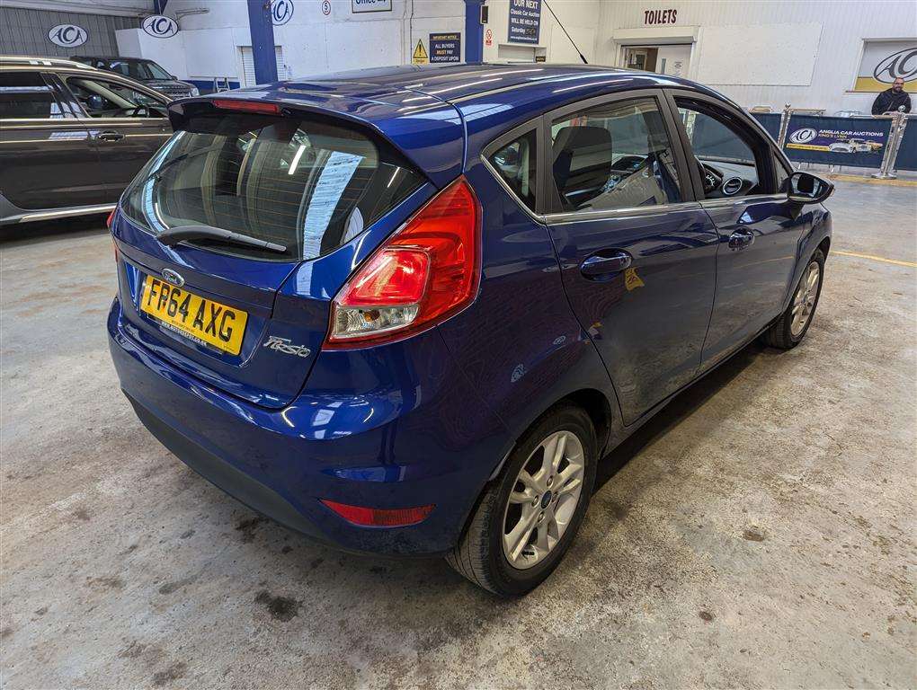 <p>2014 FORD FIESTA ZETEC</p>