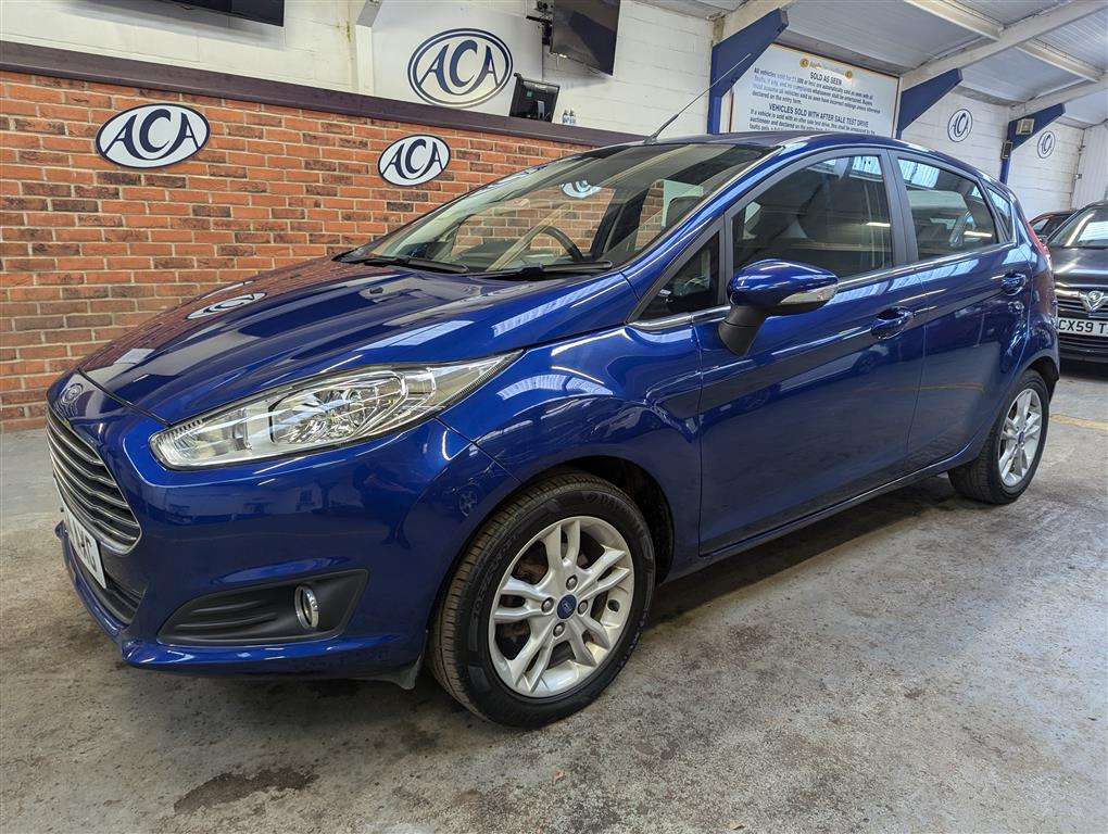 <p>2014 FORD FIESTA ZETEC</p>