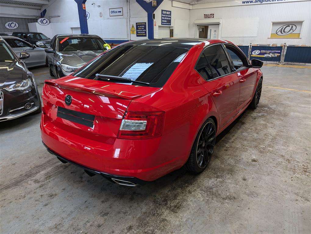 <p>2014 SKODA OCTAVIA VRS TDI CR</p>