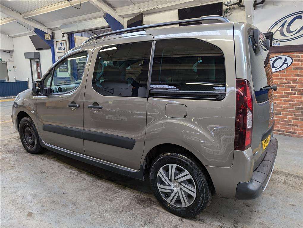 <p>2015 CITROEN BERLINGO M-SP XTR BLUEHDI</p>