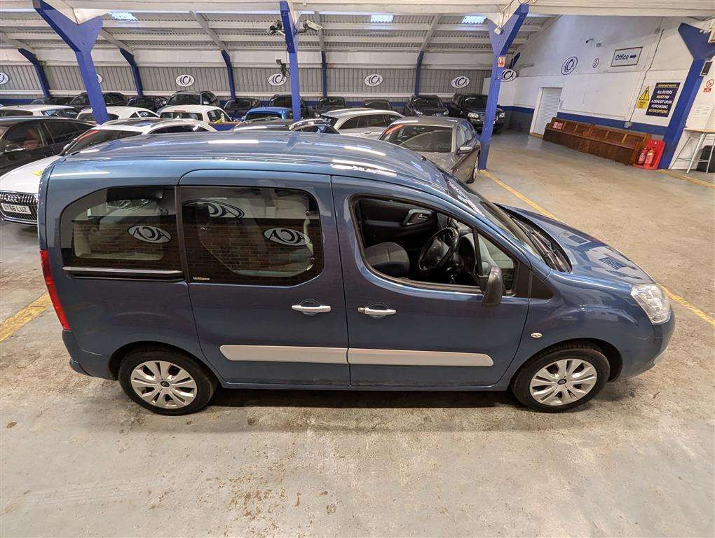 <p>2012 CITROEN BERLINGO MULTISPACE PLUS</p>