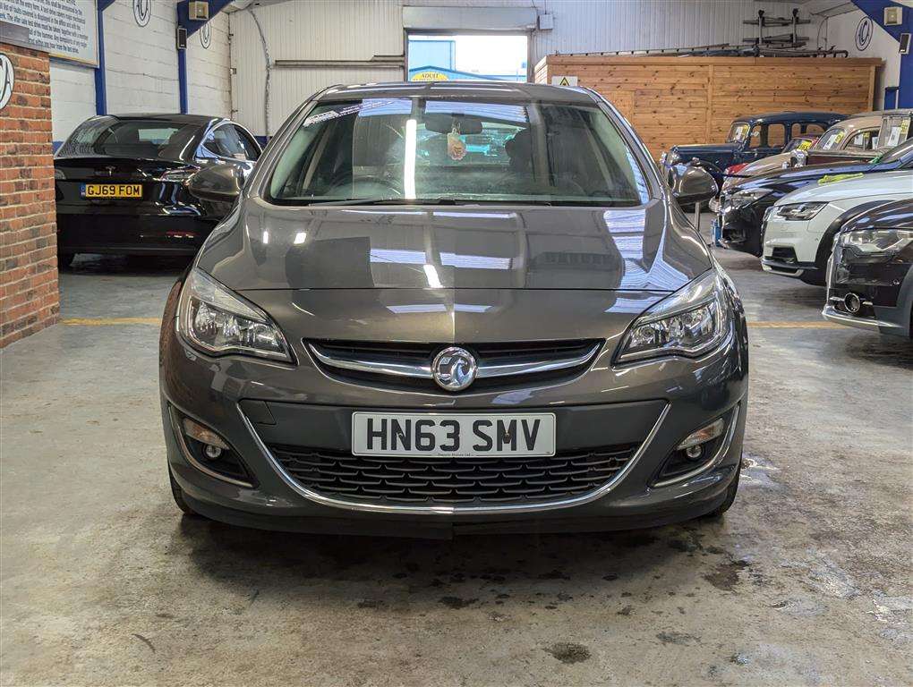 <p>2014 VAUXHALL ASTRA SRI</p>