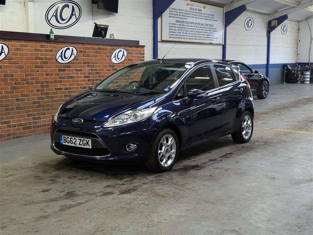 <p>2012 FORD FIESTA ZETEC</p>