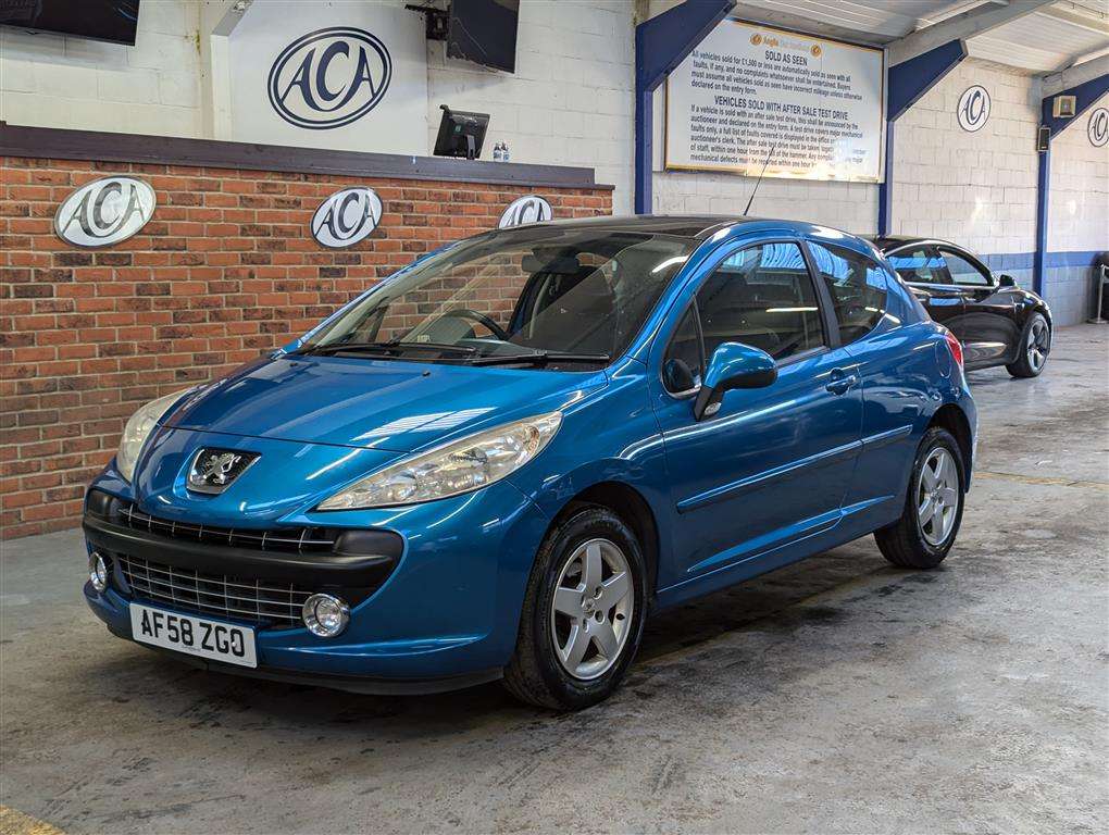 <p>2008 PEUGEOT 207 SPORT CIELO 8V</p>