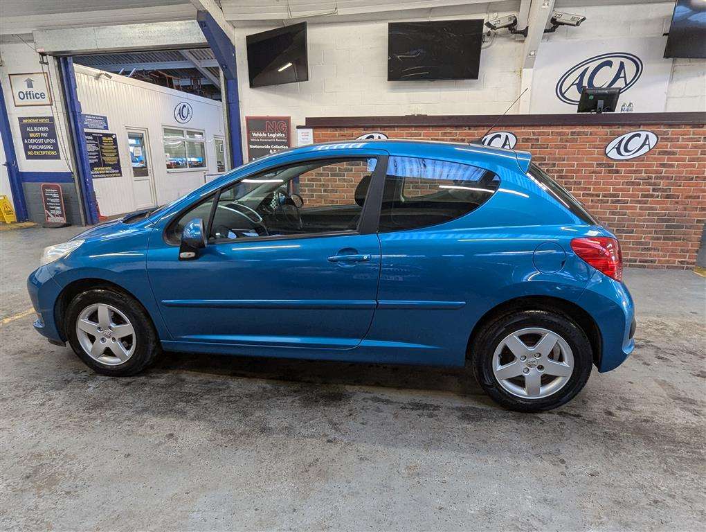 <p>2008 PEUGEOT 207 SPORT CIELO 8V</p>