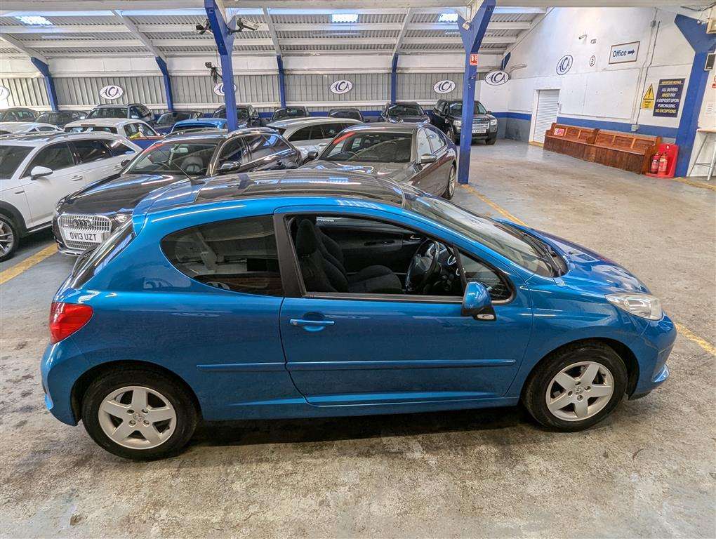 <p>2008 PEUGEOT 207 SPORT CIELO 8V</p>