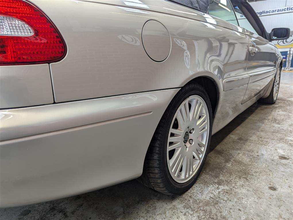 <p>2003 VOLVO C70 T GT AUTO</p>