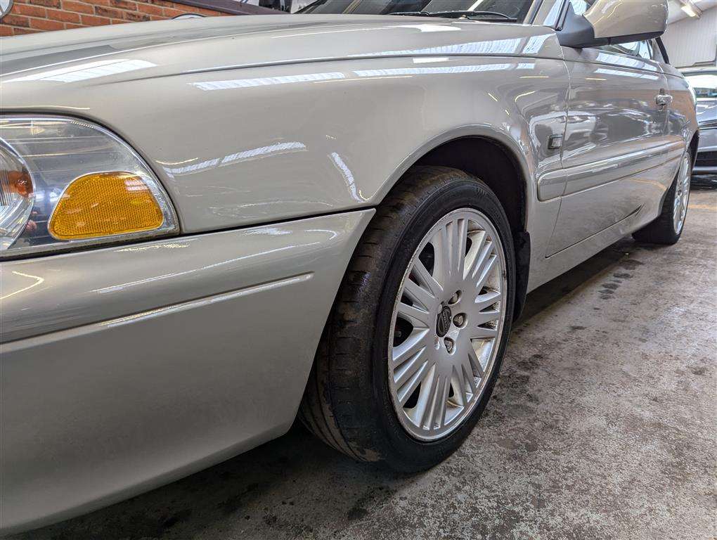 <p>2003 VOLVO C70 T GT AUTO</p>