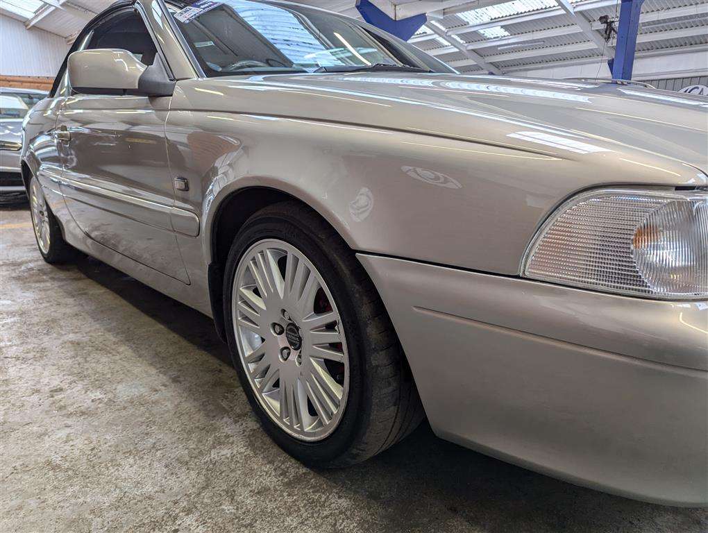 <p>2003 VOLVO C70 T GT AUTO</p>