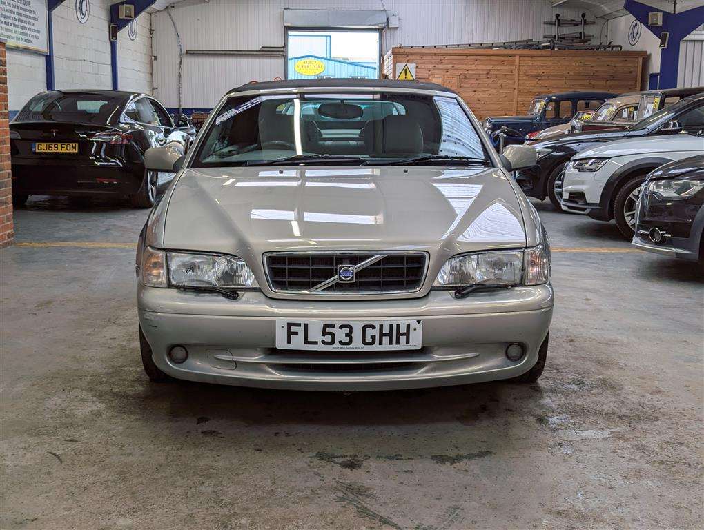 <p>2003 VOLVO C70 T GT AUTO</p>