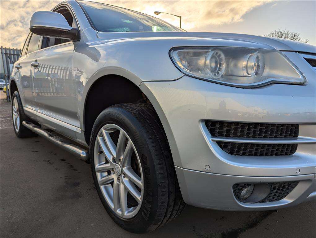 <p>2007 VOLKSWAGEN TOUAREG **SOLD</p>