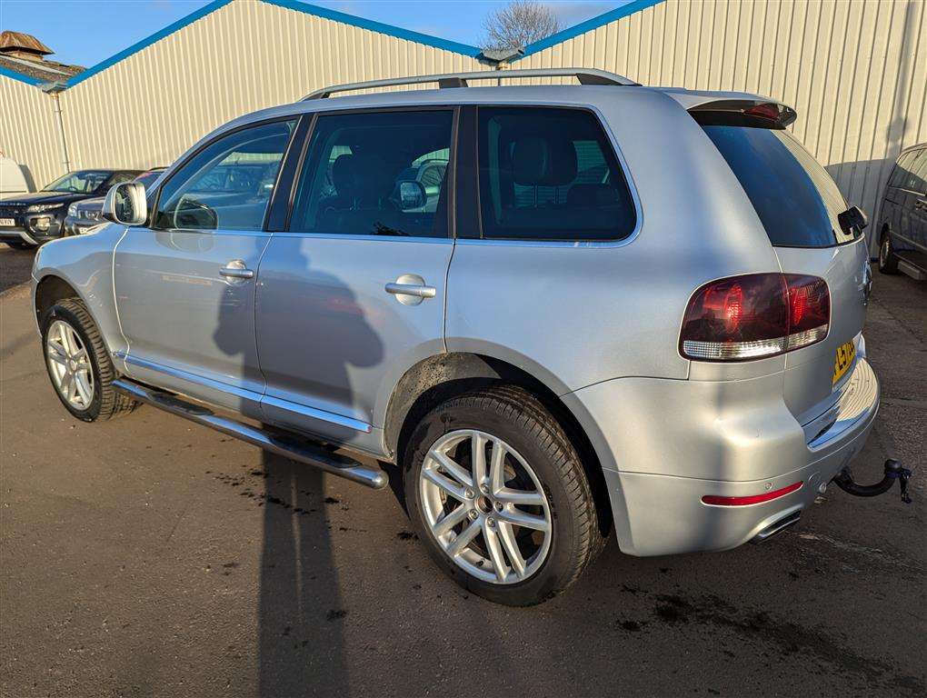 <p>2007 VOLKSWAGEN TOUAREG **SOLD</p>