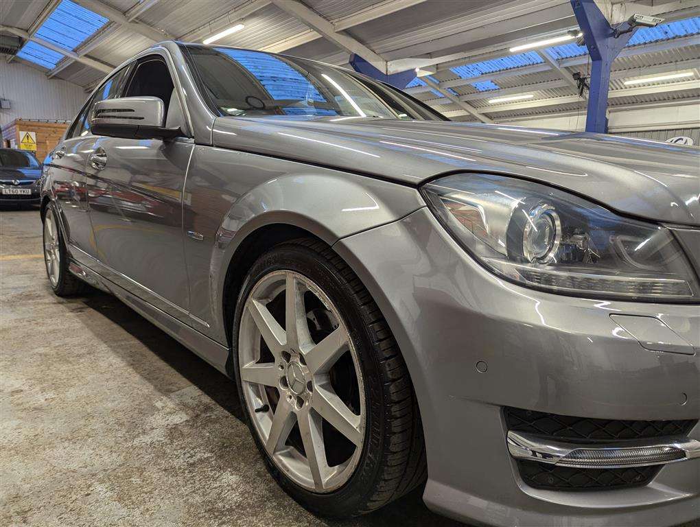 <p>2012 MERCEDES-BENZ C220 SPORT CDI BLUEEFI-CY</p>