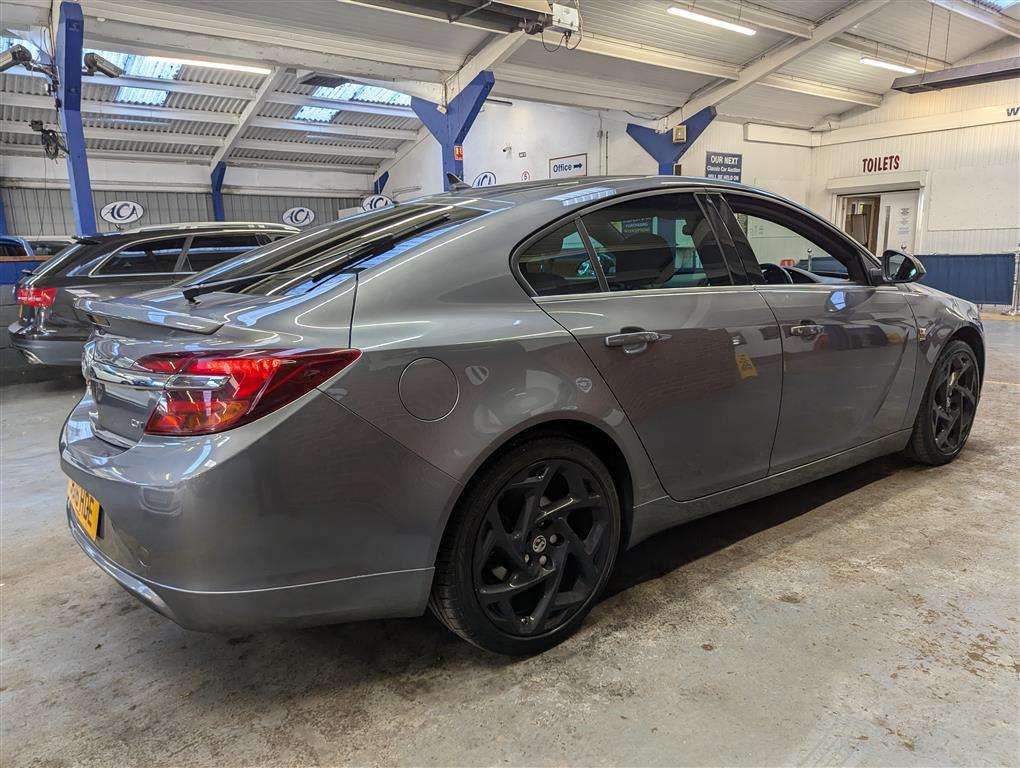 <p>2016 VAUXHALL INSIGNIA SRI NAV VXLNE CD</p>