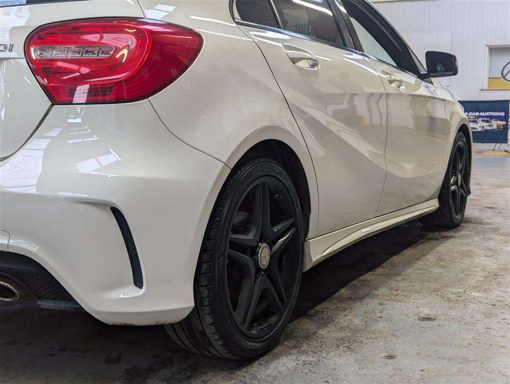 <p>2014 MERCEDES-BENZ A180 BLUE-CY AMG SPORT CD</p>