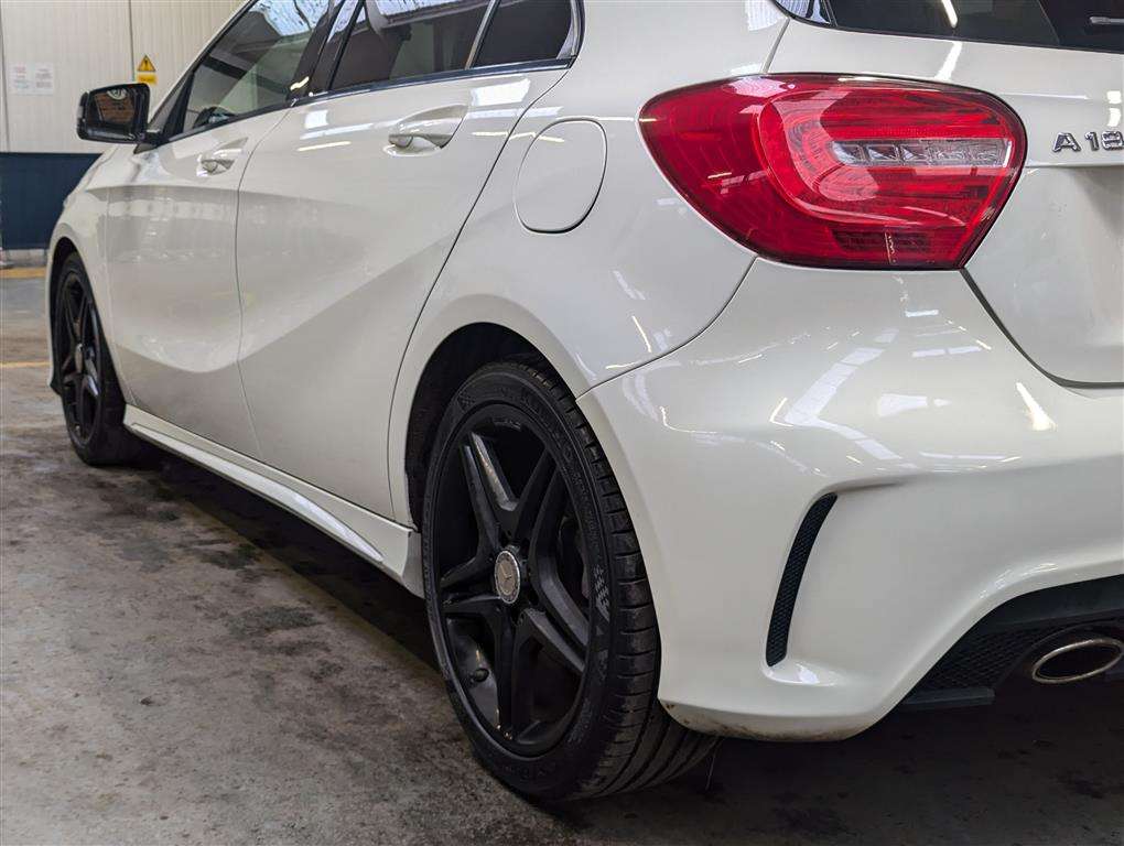 <p>2014 MERCEDES-BENZ A180 BLUE-CY AMG SPORT CD</p>