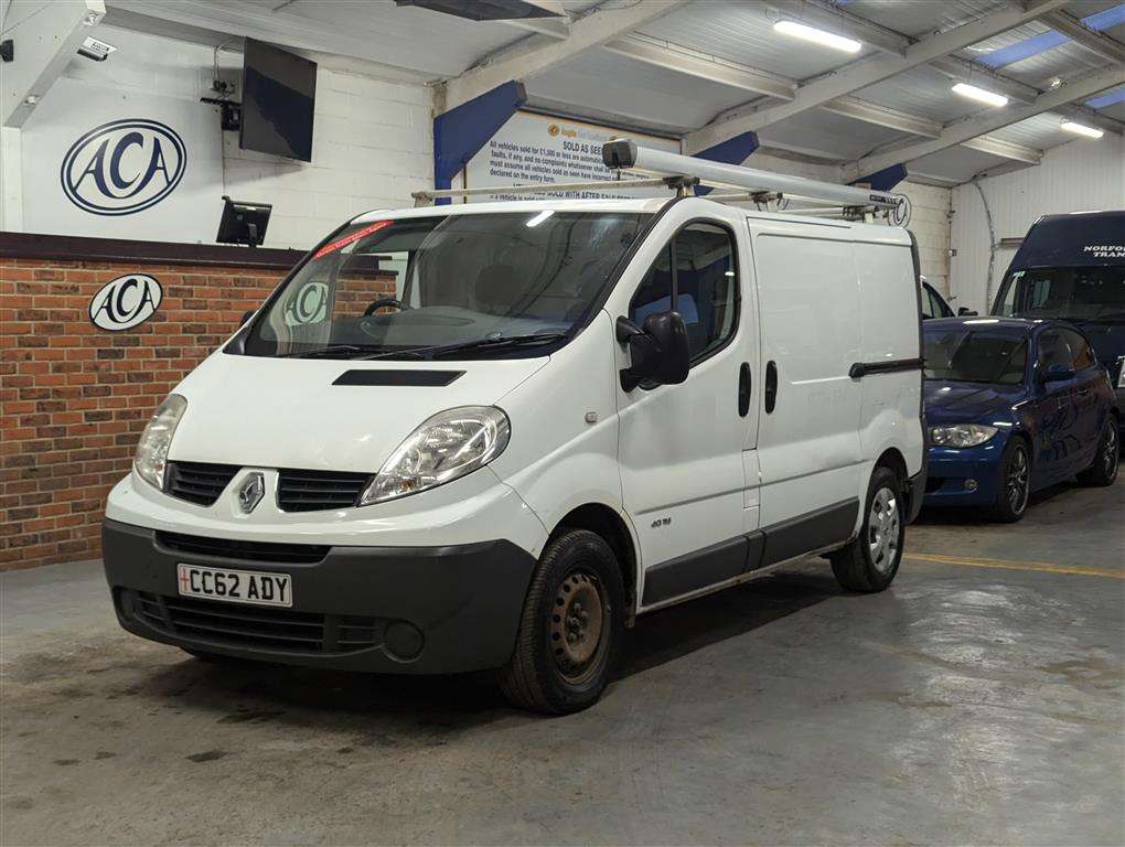 <p>2013 RENAULT TRAFIC SL29 DCI</p>