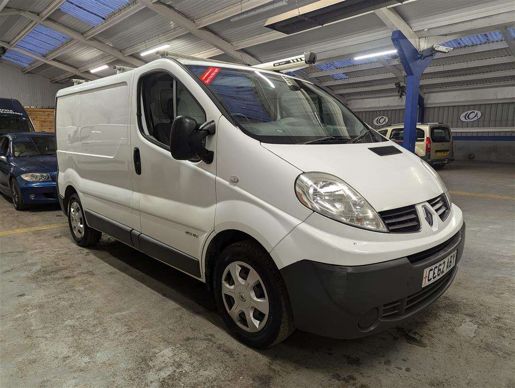 <p>2013 RENAULT TRAFIC SL29 DCI</p>