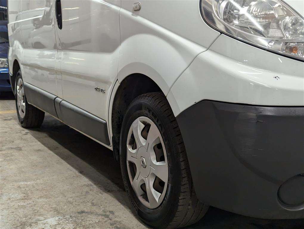 <p>2013 RENAULT TRAFIC SL29 DCI</p>