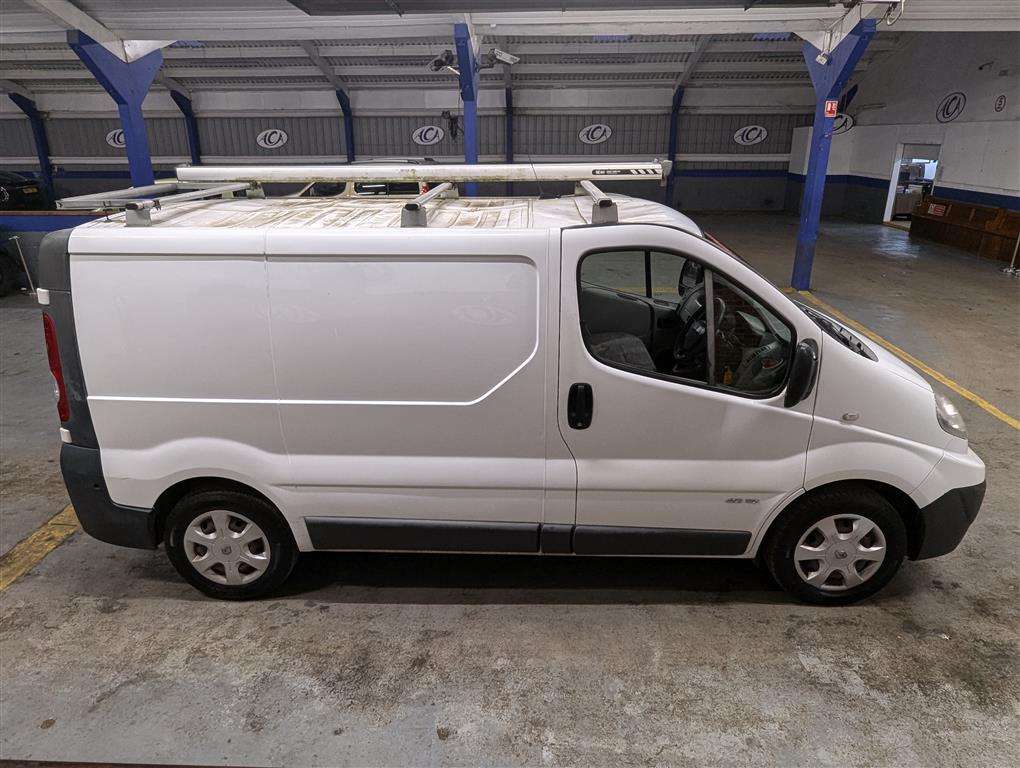 <p>2013 RENAULT TRAFIC SL29 DCI</p>