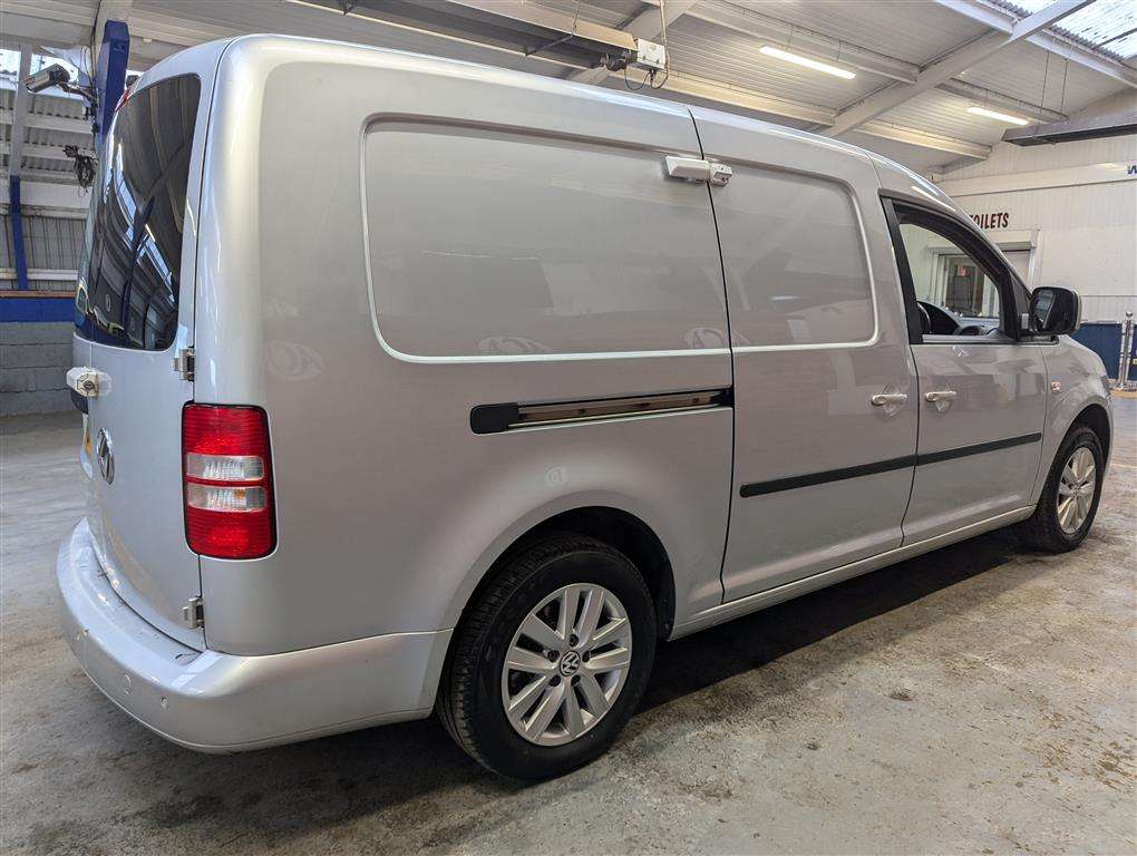 <p>2014 VOLKSWAGEN CADDY MAXI C20 HIGHLINE T</p>