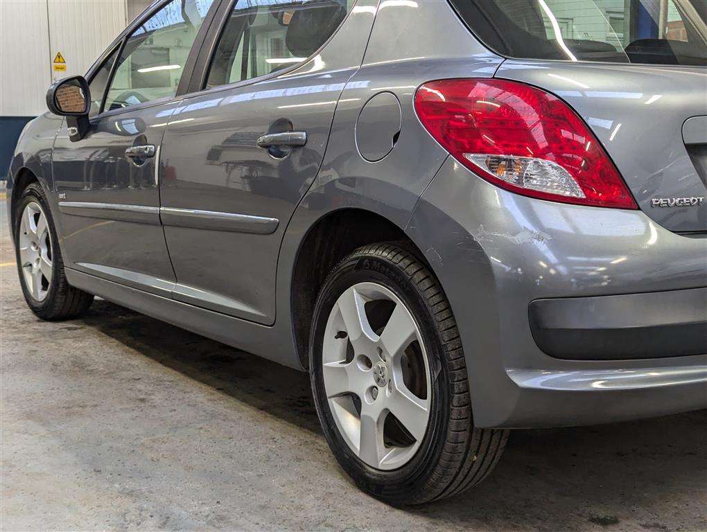 <p>2009 PEUGEOT 207 SPORT HDI 90</p>