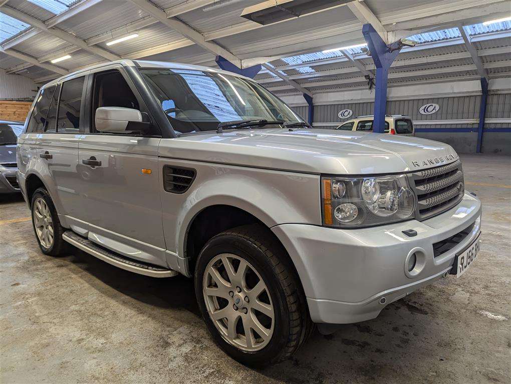 <p>2006 LAND ROVER RANGE ROVER SP HSE TDV6 AUTO</p>