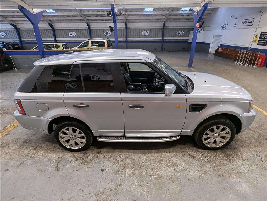 <p>2006 LAND ROVER RANGE ROVER SP HSE TDV6 AUTO</p>