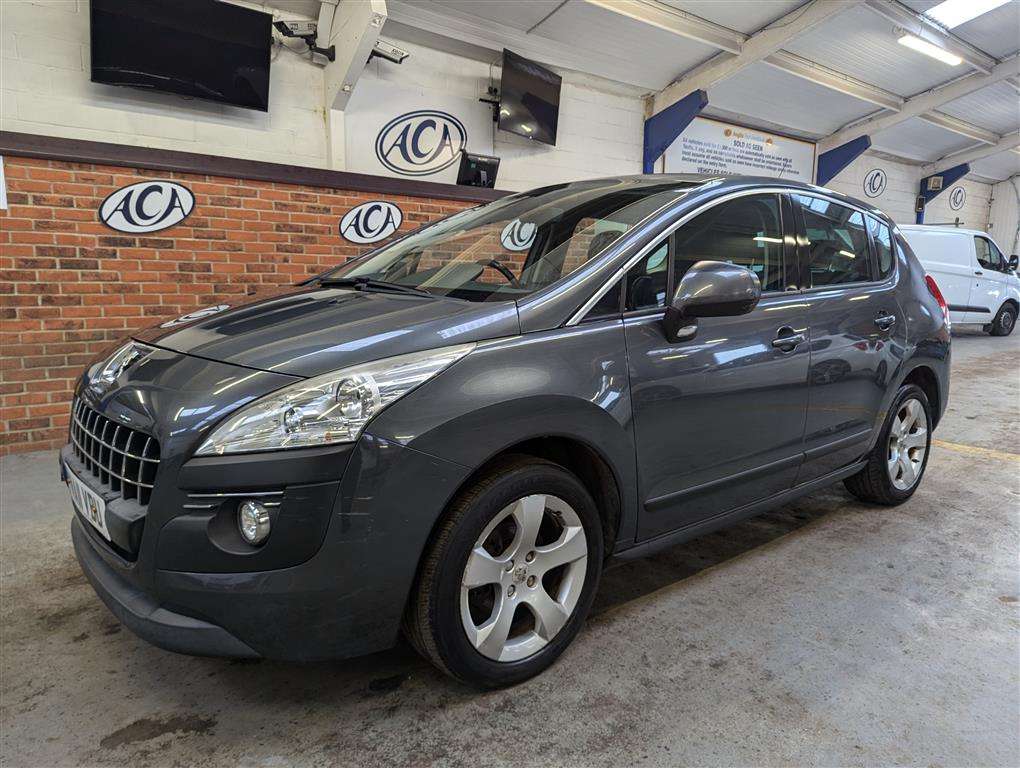 <p>2011 PEUGEOT 3008 SPORT HDI S-A</p>