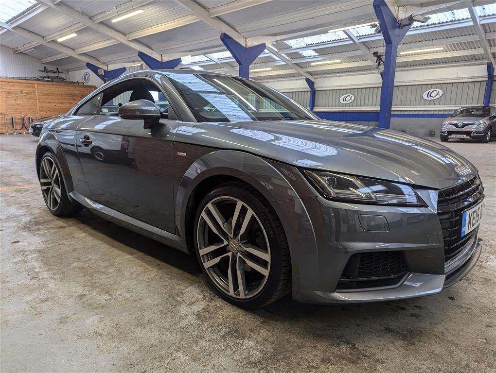 <p>2015 AUDI TT S LINE TFSI S-A</p>