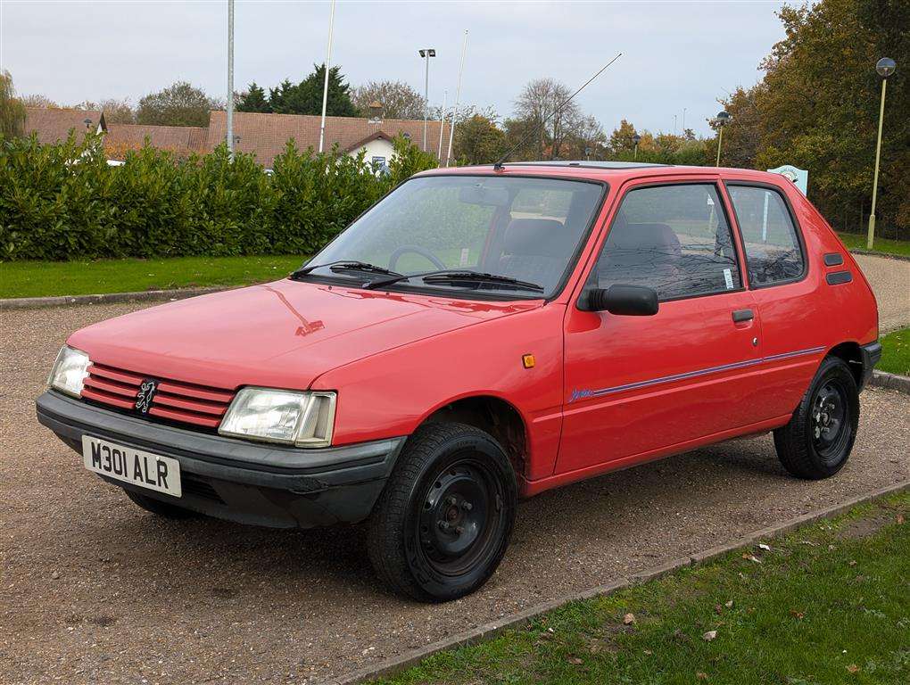 <p>1994 PEUGEOT 205 JUNIOR</p>