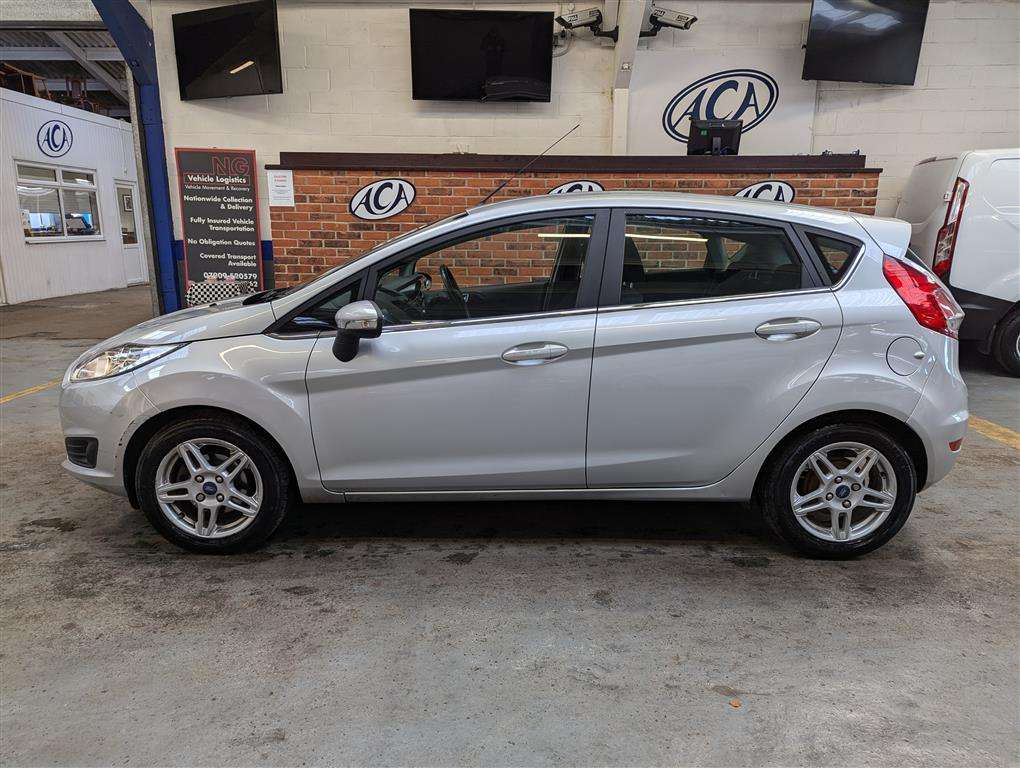 <p>2014 FORD FIESTA ZETEC **SOLD</p>