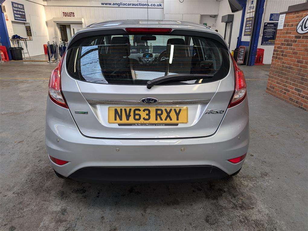 <p>2014 FORD FIESTA ZETEC **SOLD</p>