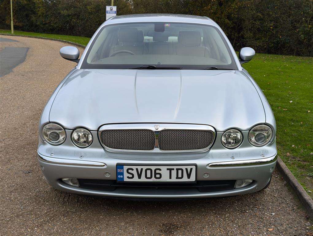 <p>2006 JAGUAR XJ SOVEREIGN TDVI AUTO</p>