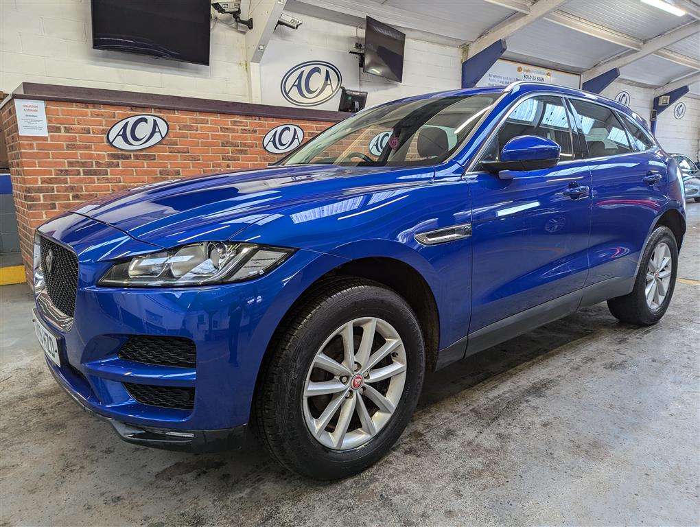 <p>2019 JAGUAR F-PACE PRESTIGE D</p>