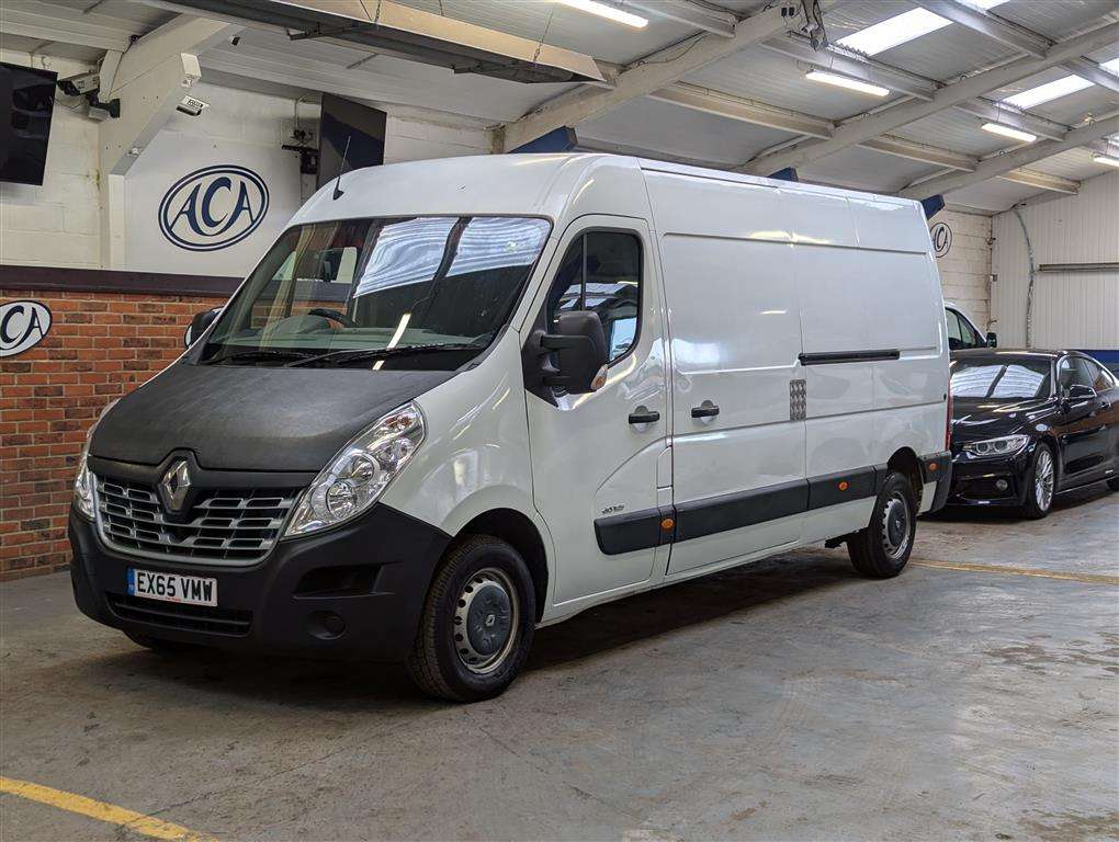 <p>2015 RENAULT MASTER LM35 BUSINESS DCI</p>