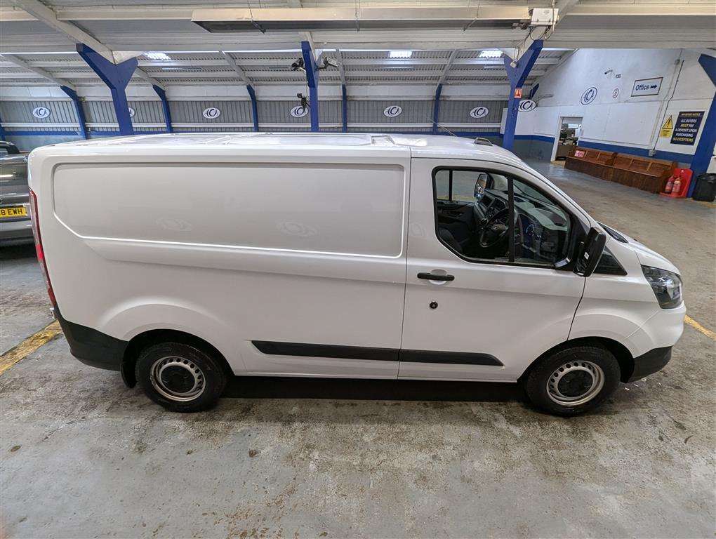 <p>2020 FORD TRANSIT CUSTOM 300LEADER</p>