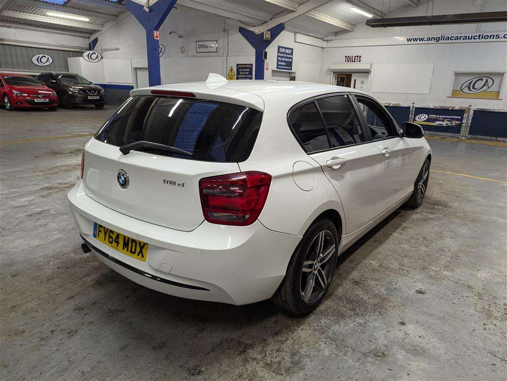 <p>2014 BMW 116D SPORT</p>