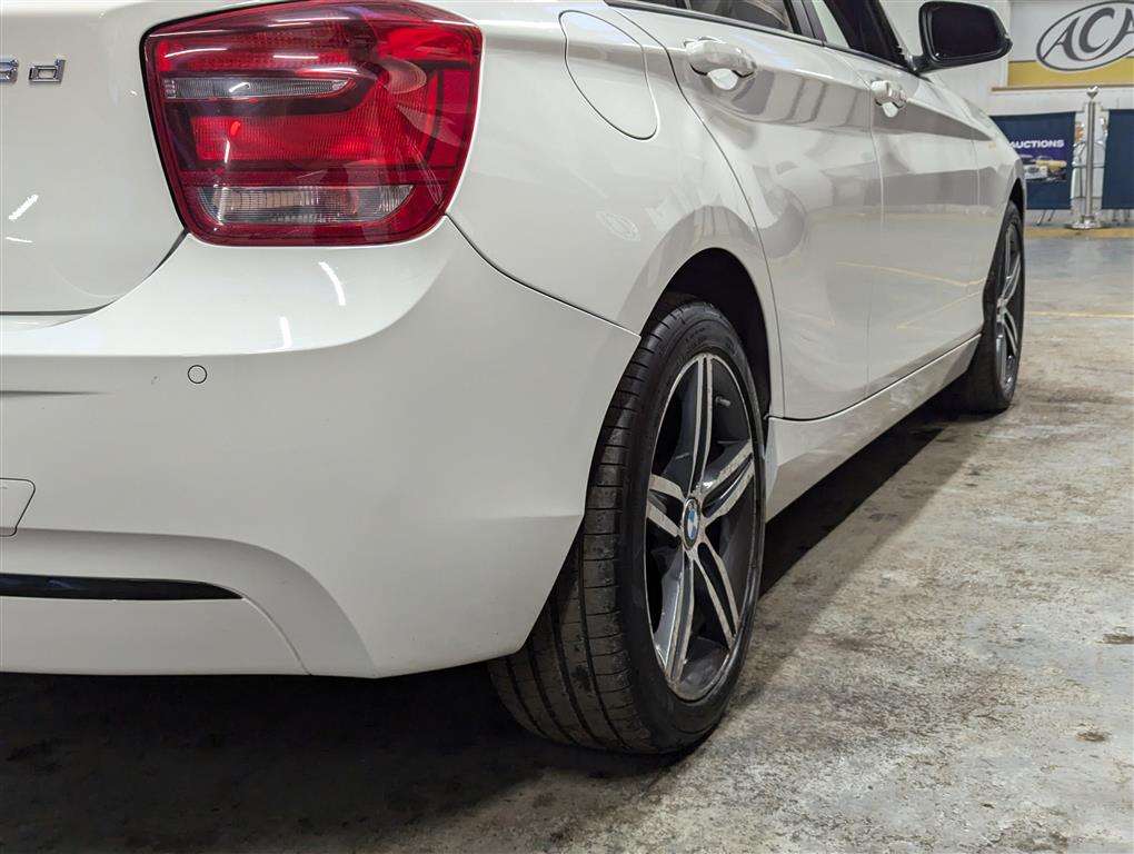 <p>2014 BMW 116D SPORT</p>