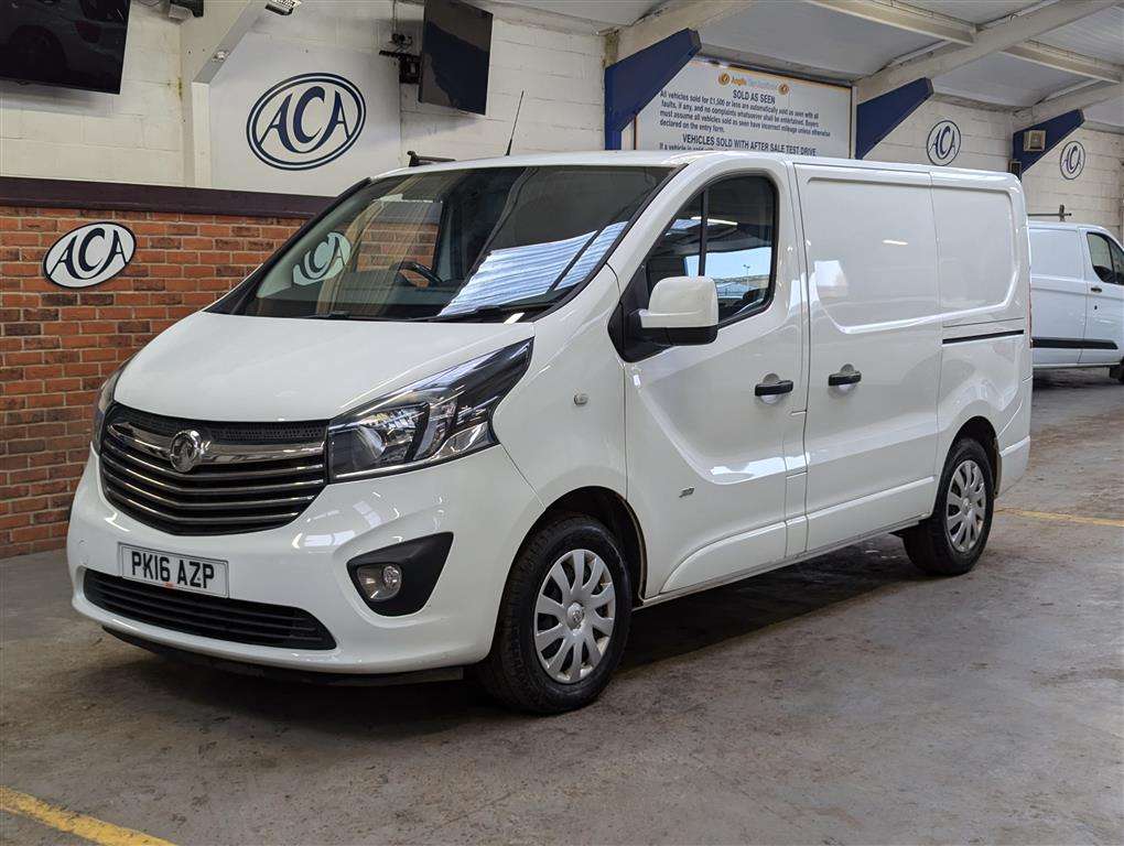 <p>2016 VAUXHALL VIVARO 2700 SPORTIVE CDTI</p>