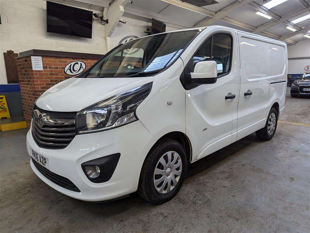 <p>2016 VAUXHALL VIVARO 2700 SPORTIVE CDTI</p>