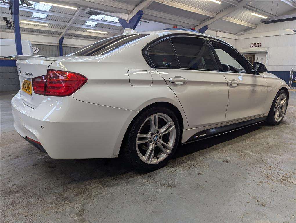 <p>2014 BMW 325D M SPORT AUTO</p>