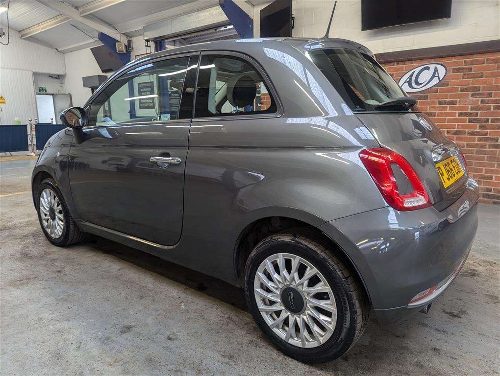 <p>2016 FIAT 500 LOUNGE</p>