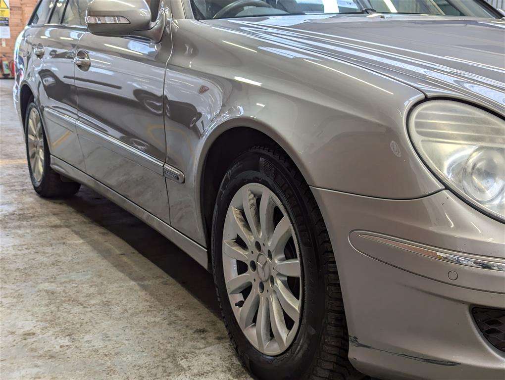 <p>2006 MERCEDES E320 CDI ELEGANCE AUTO</p>