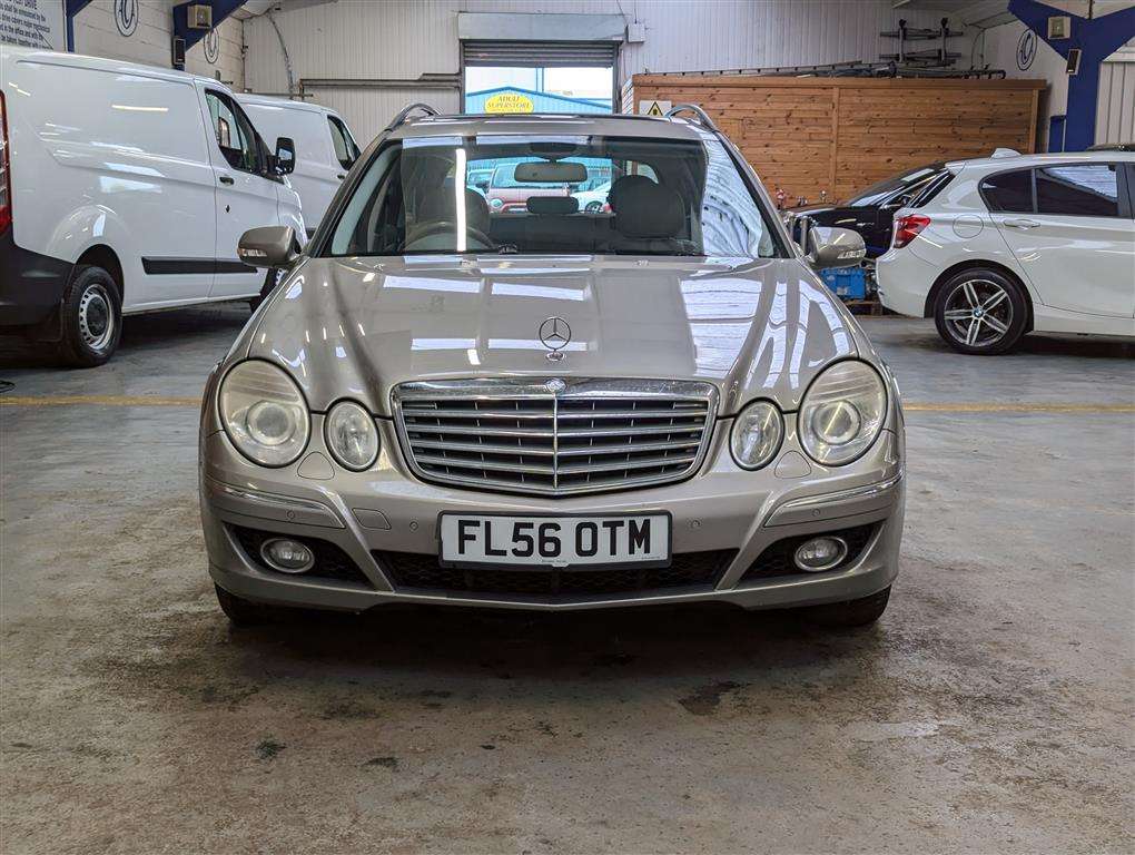 <p>2006 MERCEDES E320 CDI ELEGANCE AUTO</p>