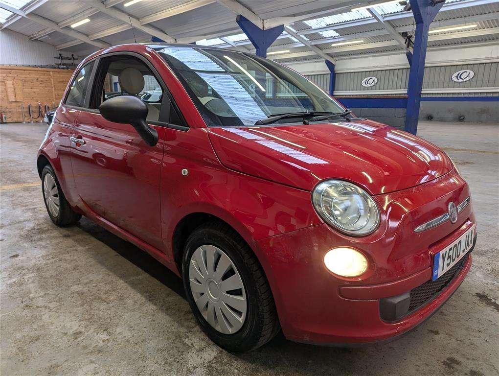 <p>2010 FIAT 500 POP</p>