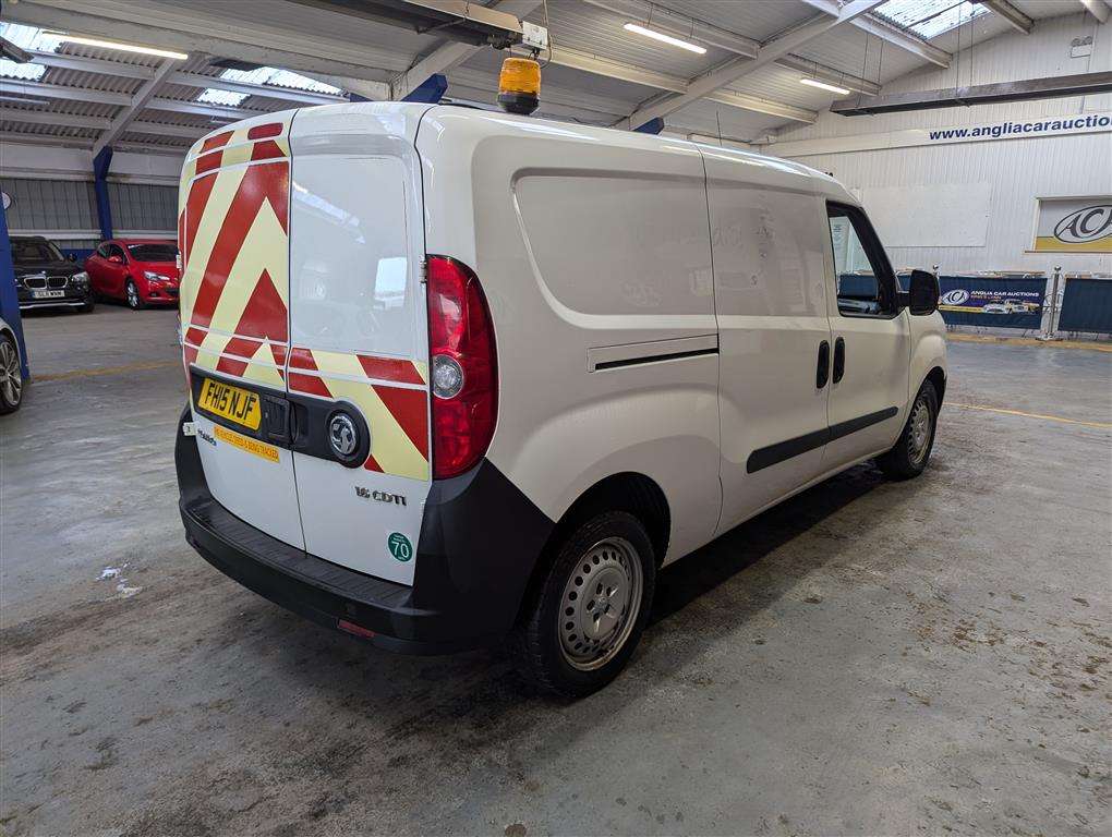 <p>2015 VAUXHALL COMBO 2300 L2H1 CDTI S/S</p>