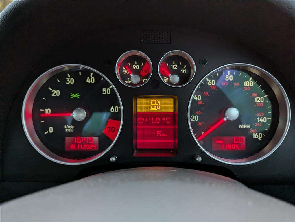 <p>2003 AUDI TT QUATTRO (180 BHP)</p>