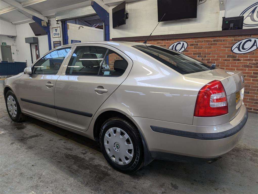 <p>2005 SKODA OCTAVIA AMBIENTE FSI AUTO</p>